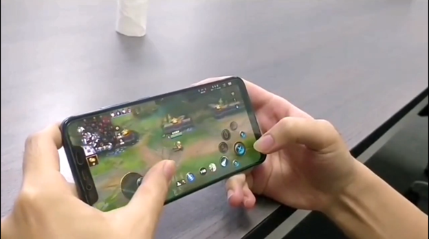 League of Legends: Video Test Gameplay LoL Mobile Appears and will be released later this year on both iOS and Android platforms 4