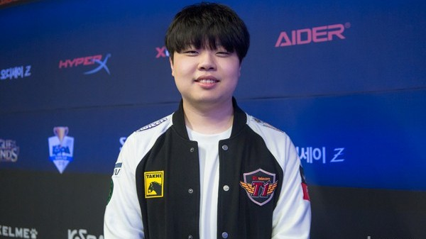 League of Legends: Transfer rumors 3 - SKT retains many stars, trying to negotiate with two stars of Griffin 12