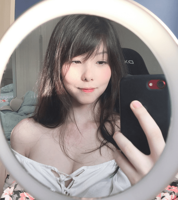 League of Legends: INTZ E-sports unexpectedly introduces the Support Mayumi - Hotgirl of League of Legends 9