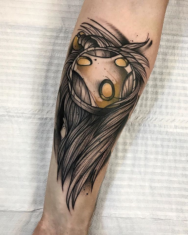 When League of Legends players show affection for Riot Games by tattooing champions on their hands 38