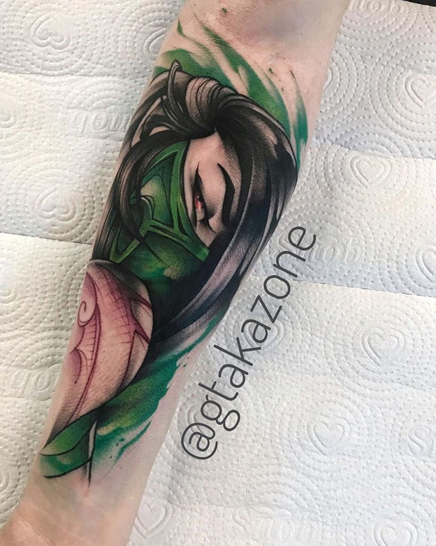 When League of Legends players show affection for Riot Games by tattooing champions on their hands 21