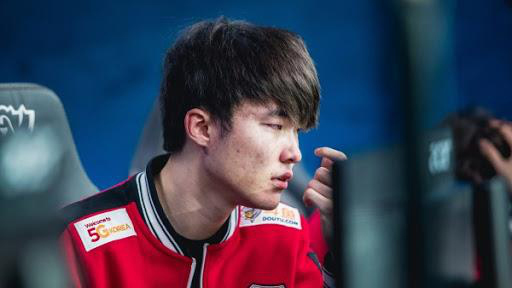 Faker Crush: There is glory but not the love of Crush 2