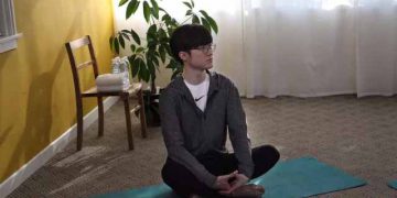 Faker suddenly teaches yoga - Faker teaches yoga 3