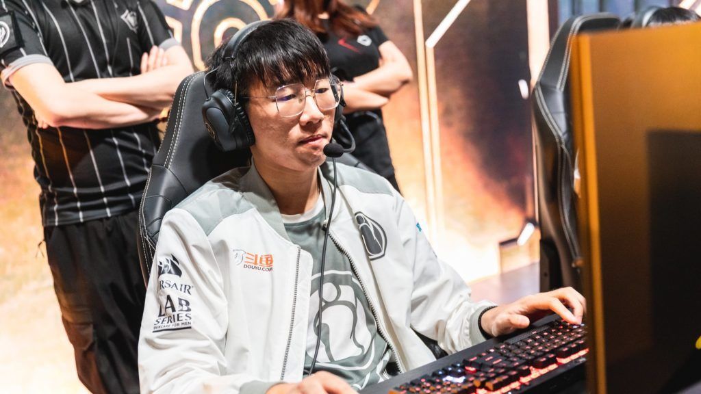 Player Spotlight: Knight, the Bane of Faker and Doinb in Msc 2020 5