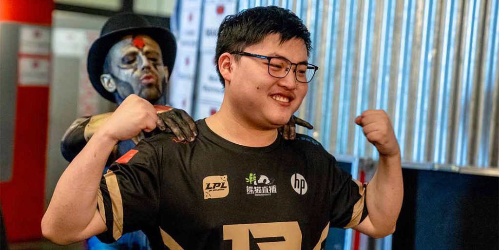 Chinese LoL community questioned Uzi was forced to retire? 1