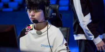 League of Legends: Super ADC Deft reached 1500 kills in the match between DRX and KT Rolster, just only 90 more kills points to break Uzi' record. 7