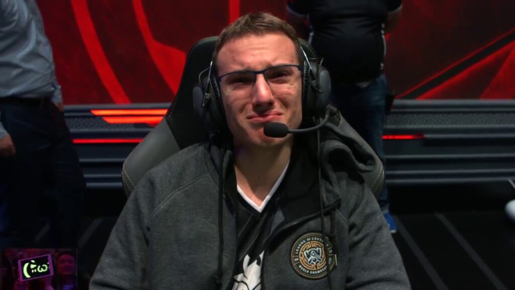 League of Legends: G2 Perkz complained about Riot's awkward autofill system!!! 5