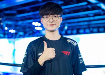 League of Legends: T1 calls for fan' support to help Faker winning the Esports Personality of The Year 5