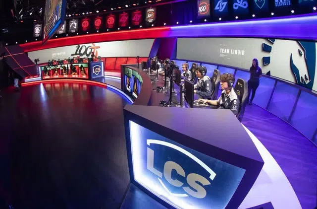 The LCS teams request Riot to remove the foreign player limit 3