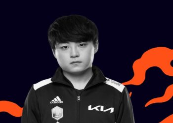 Showmaker became the first mid-laner in Worlds 2021 to reach Challenger in EUW 4