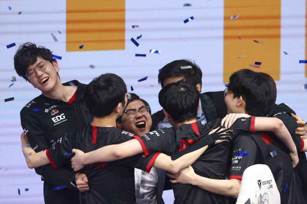 EDG Scout fulfills his revenge for Faker with the victory over DK at Worlds Final 2