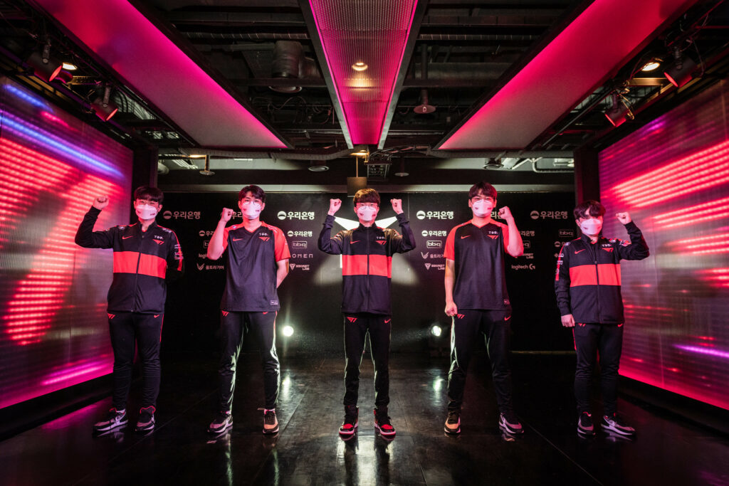 T1 easily defeated KDF to secure a spot at LCK Spring 2022 Final 1