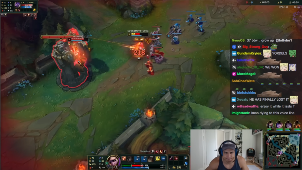 Tyler1 and his bug rage - RIP his keyboard 1