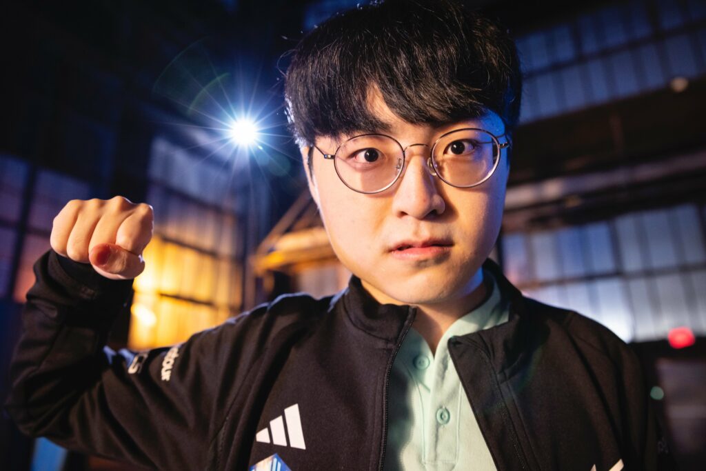 Worlds Main Event day 1: NA in shambles; tournament's favorites Gen.G collapse 4